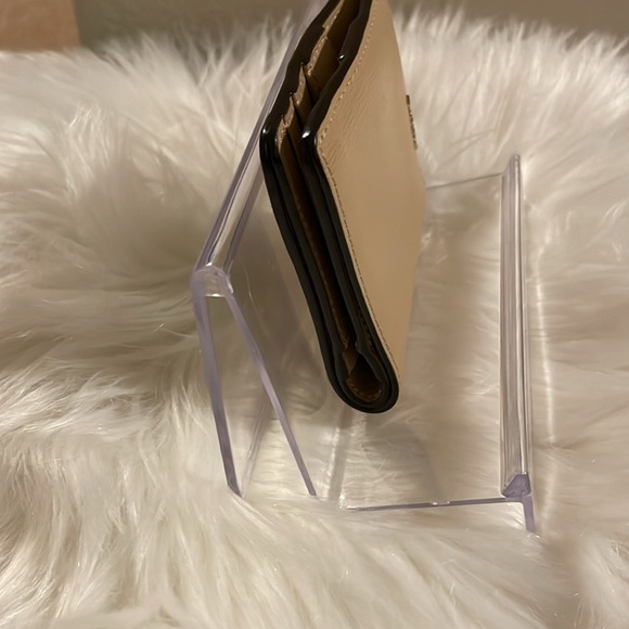 Furla tan Saffiano leather bifold wallet unisex - Picture 4 of 9